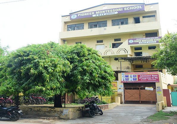 Pioneer Montessori School Rajajipuram, Lucknow